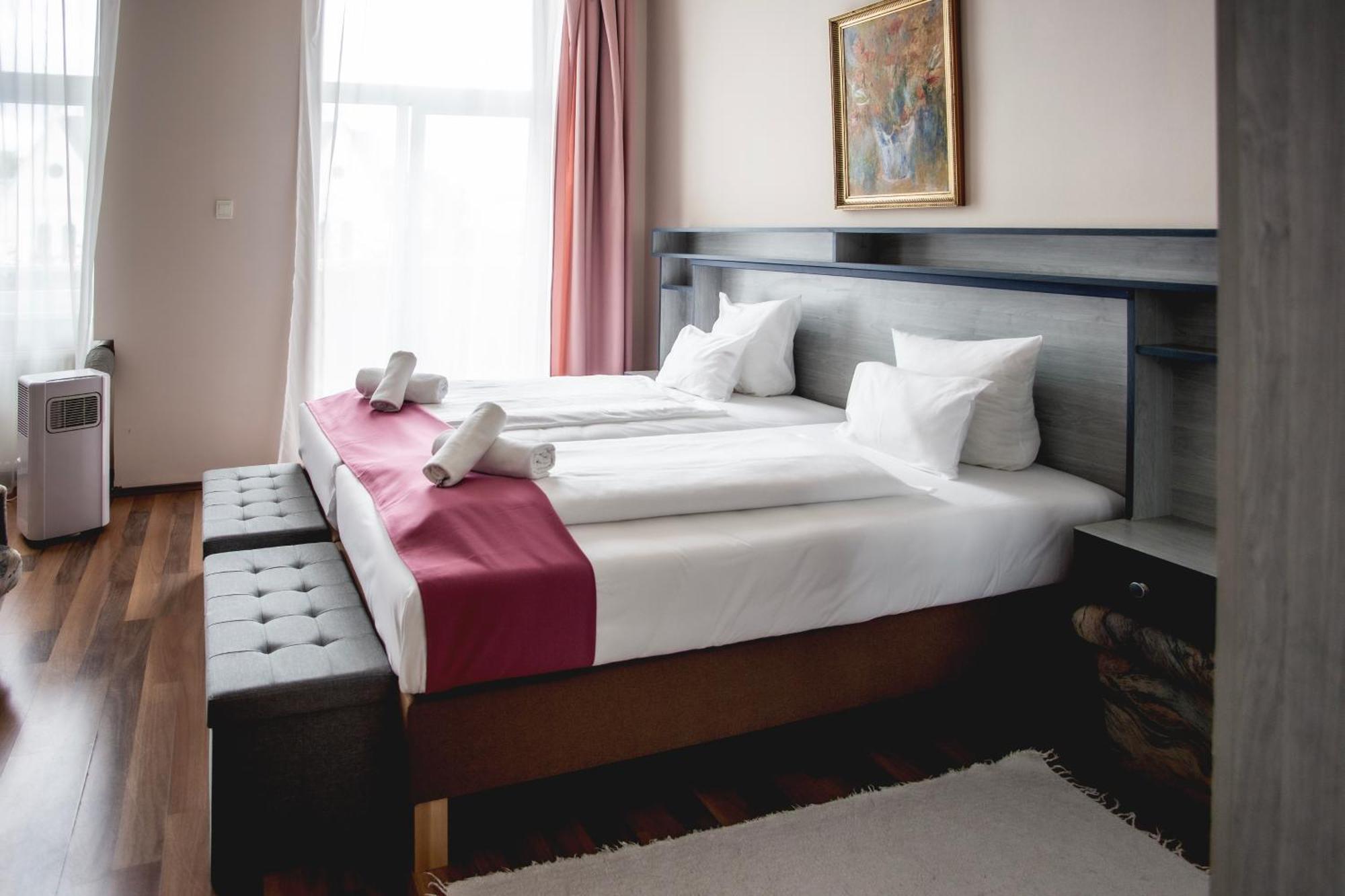 Hotel Kapos Kaposvár Extérieur photo