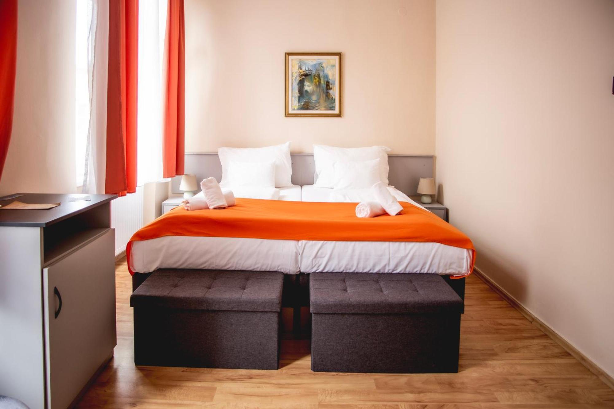 Hotel Kapos Kaposvár Extérieur photo