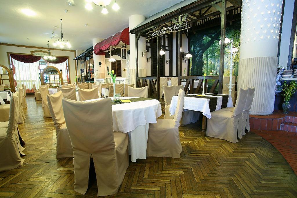 Hotel Kapos Kaposvár Extérieur photo